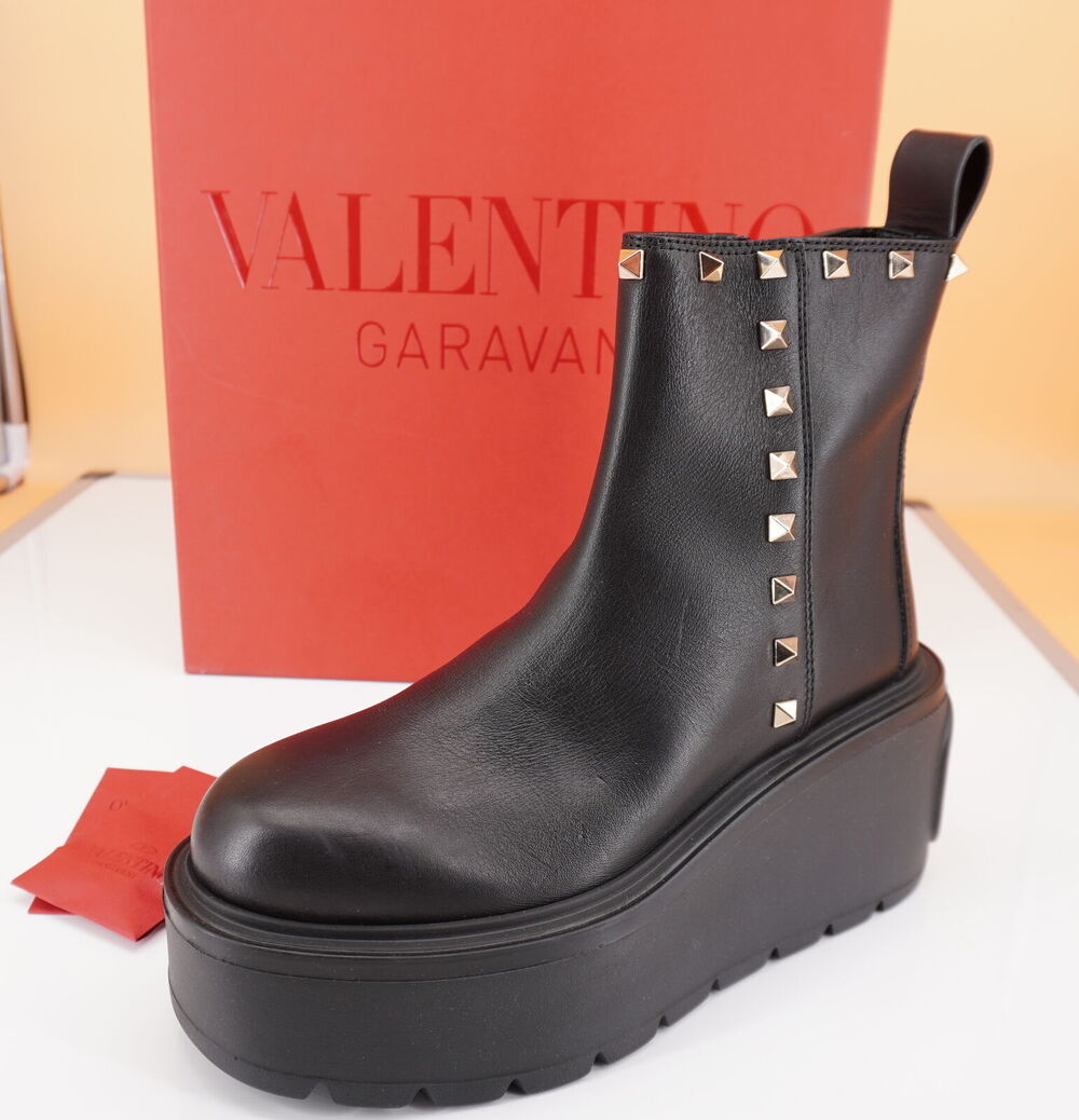 Valentino Uniqueform VLOGO Platform Chelssea Boot SZ 35 Rockstud $1190 NIB